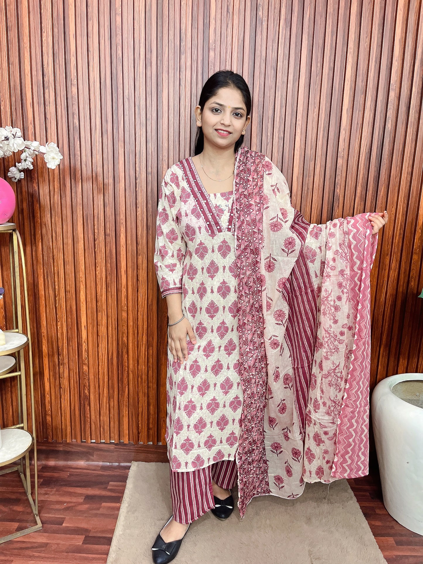 V neck pure cotton printed suit set