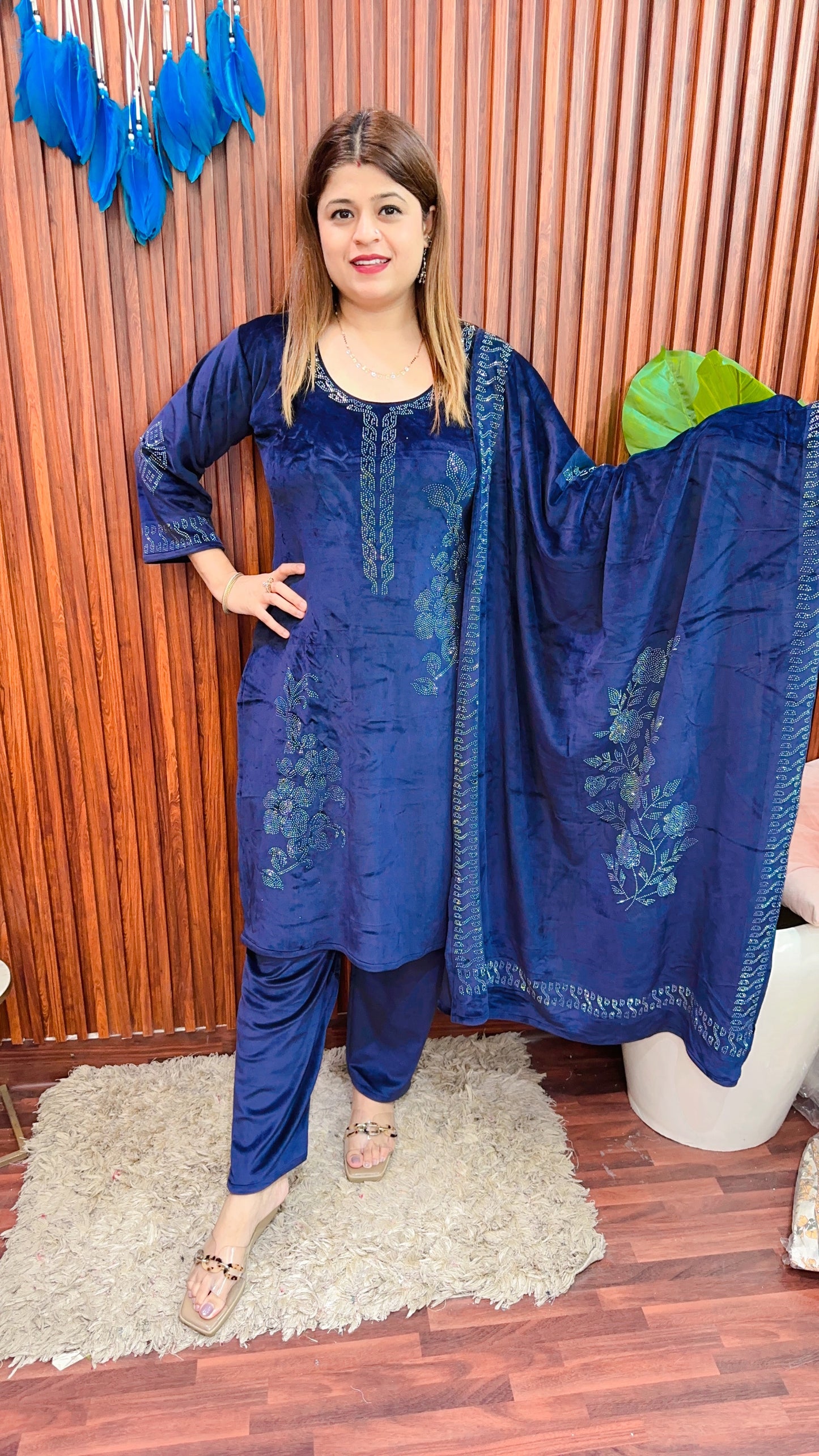 Floral Servoski Velvet Suit Set