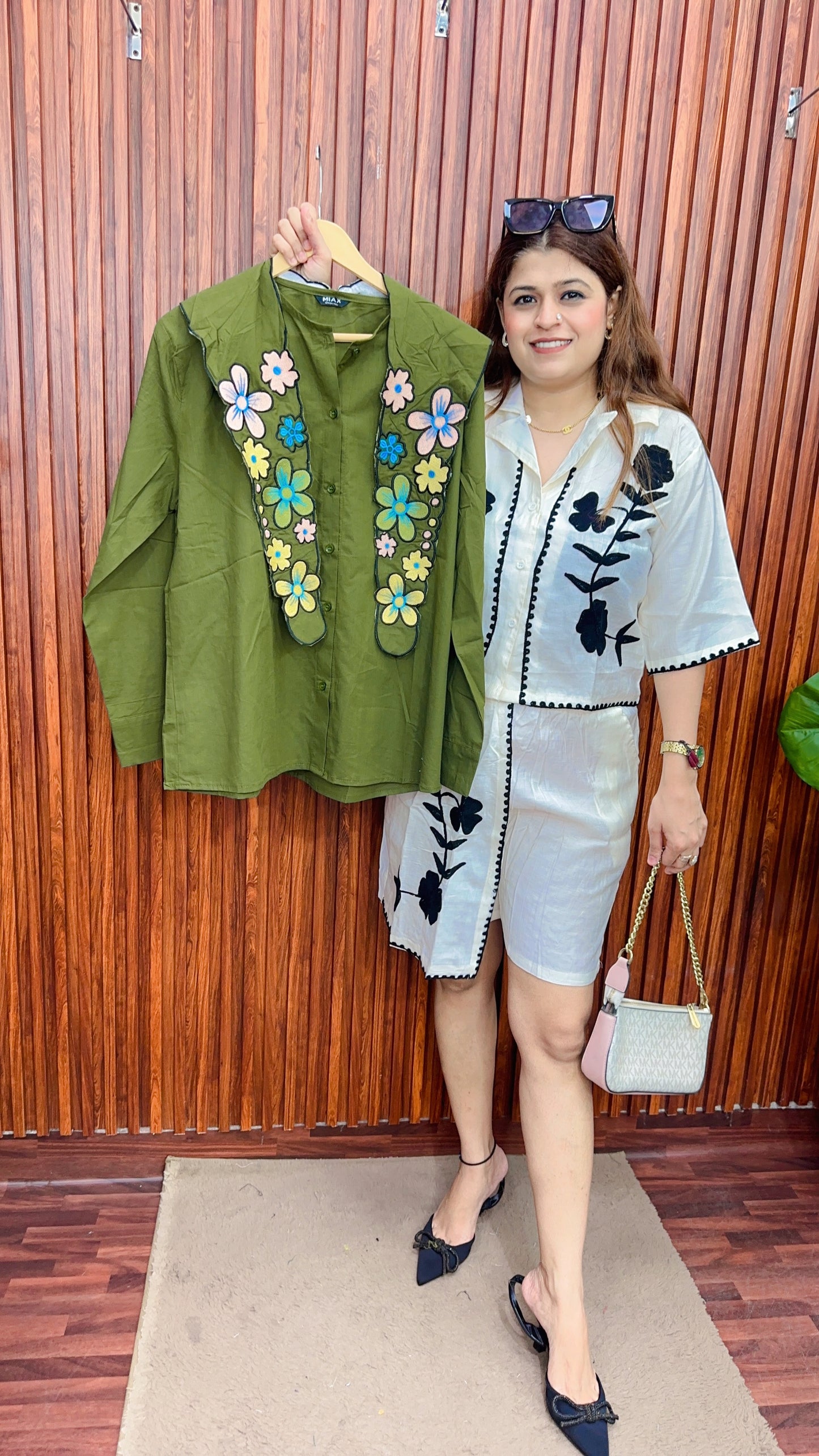 Unique flower collar Cotton Top