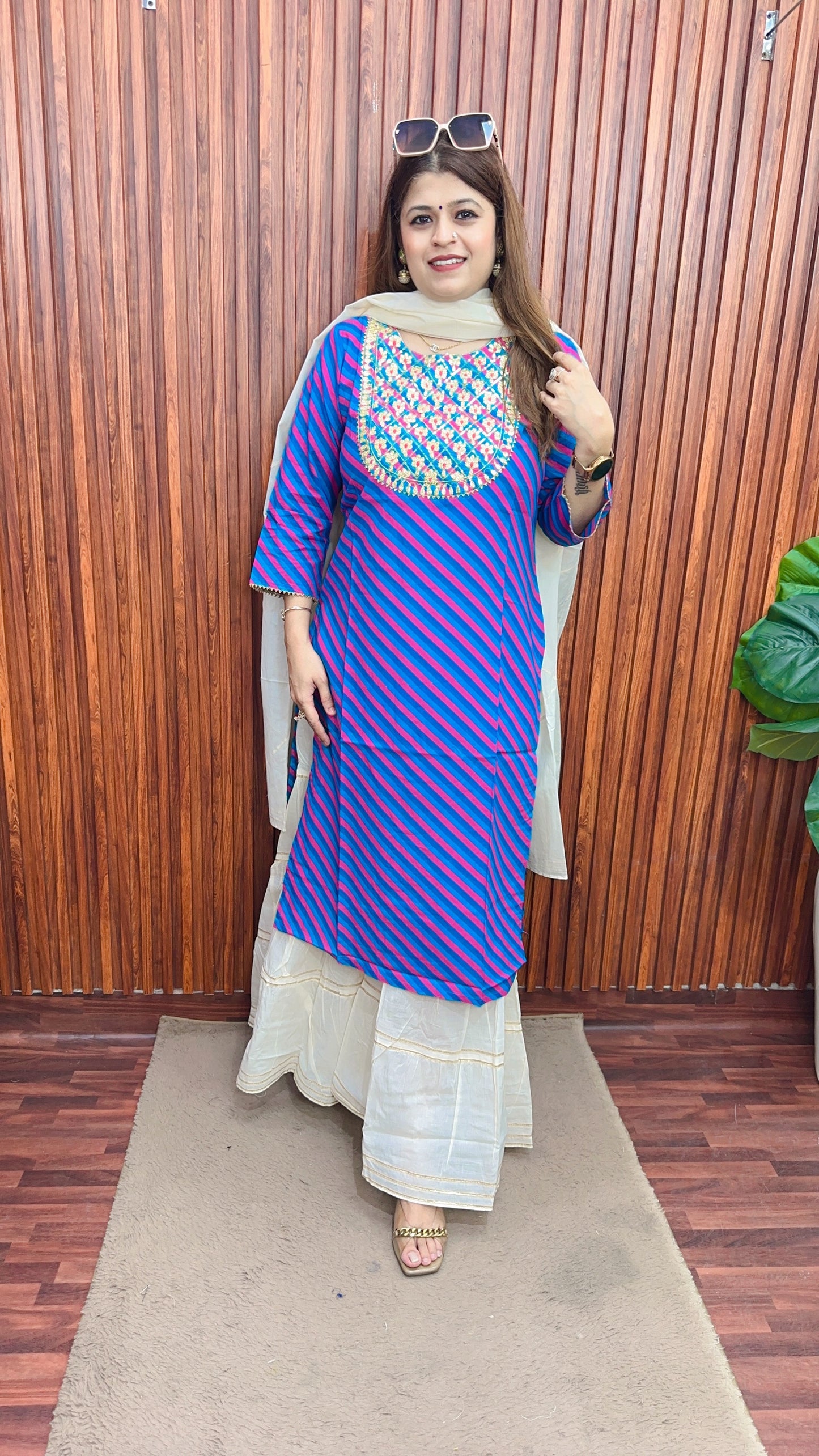 Leheriya pure cotton suit with sharara set