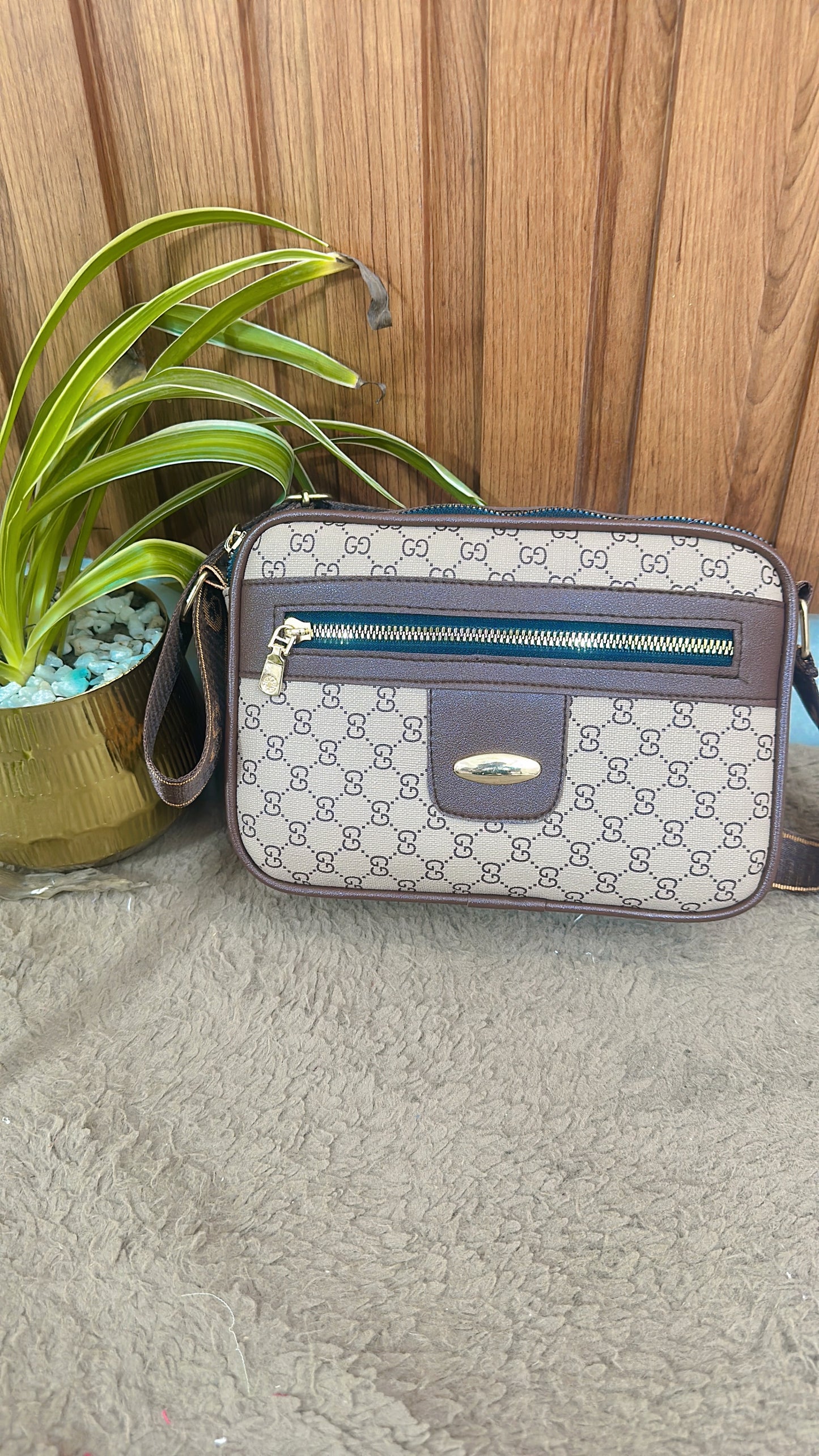New printed sling bag