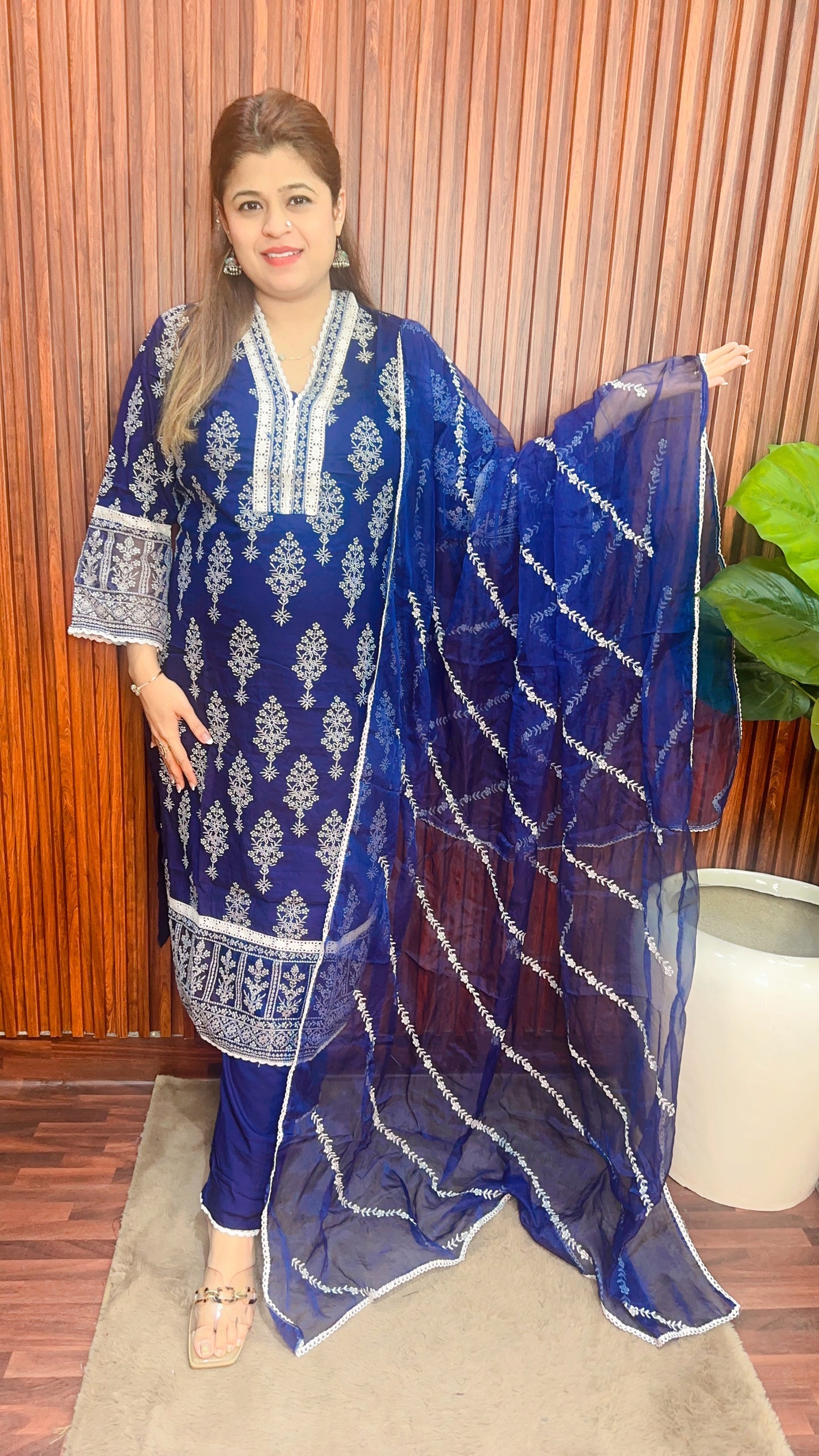 White thread Organza Duppata Suit Set