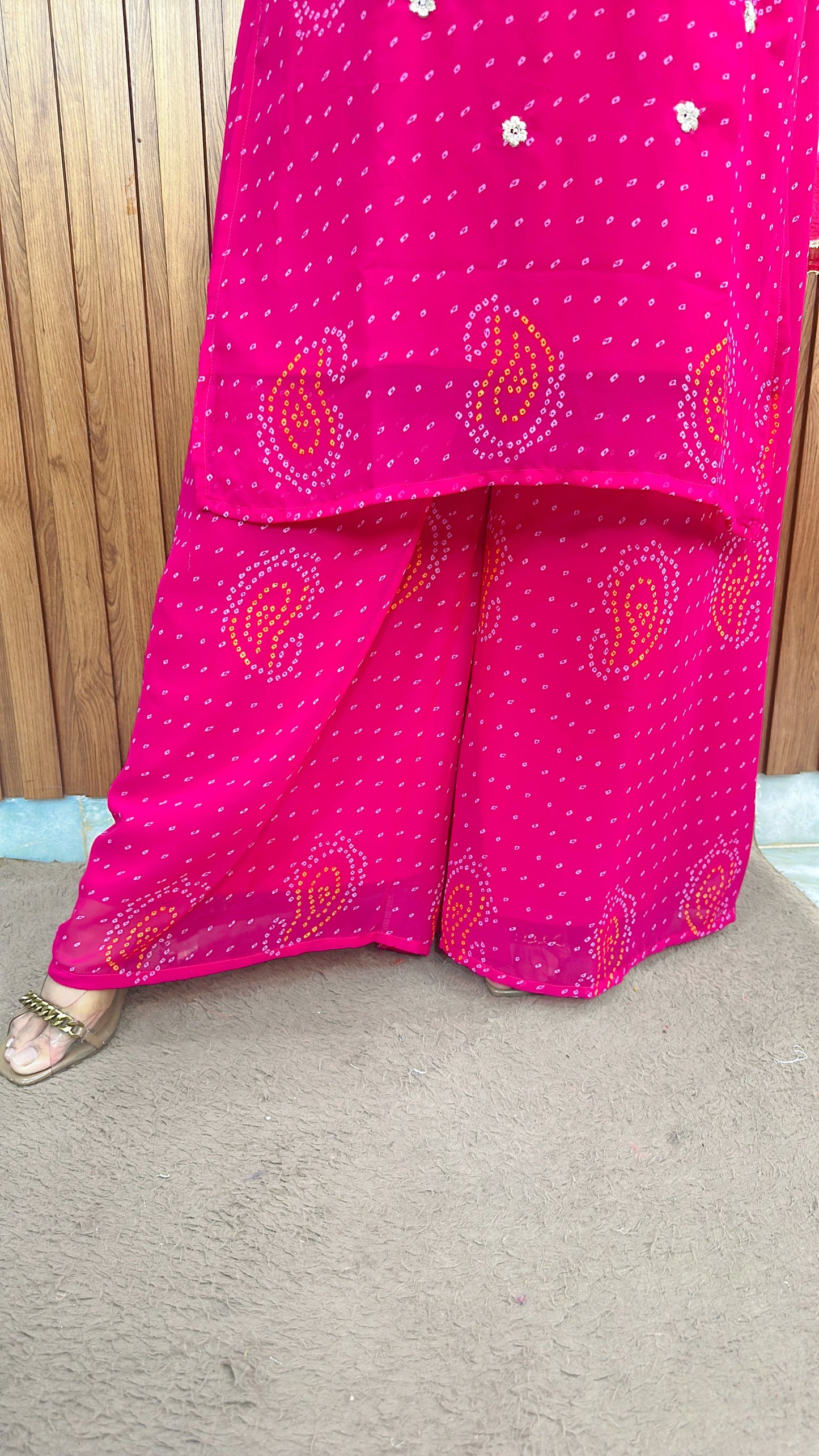 Bandhej-e-Noor Glow Suit set