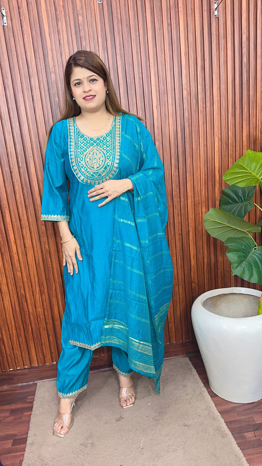 Round Neck Zari Suit Set