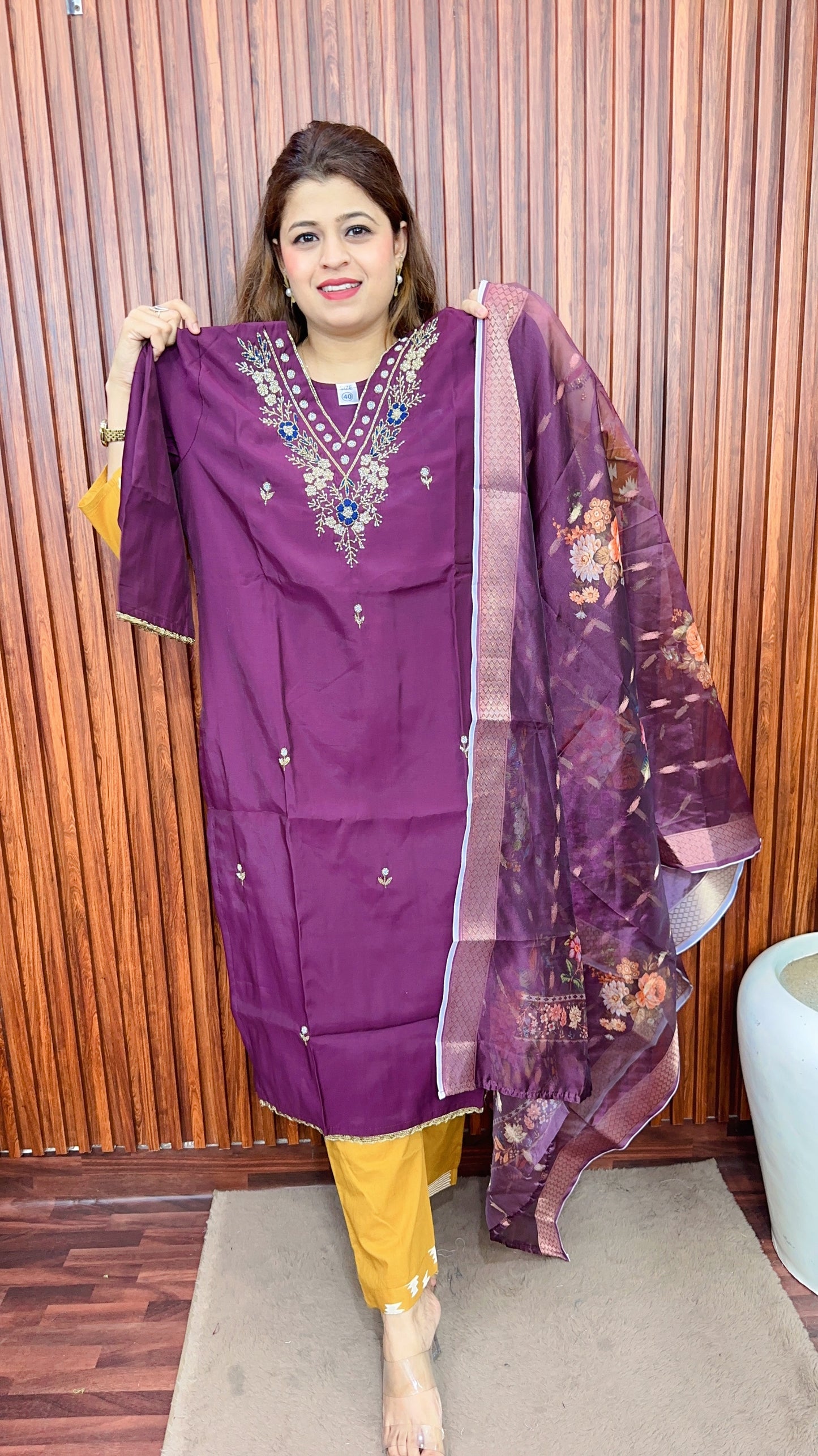 Pure silk cut dana work suit set with mul cotton lining