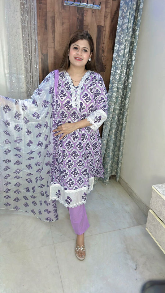 V neck white lace cotton suit set