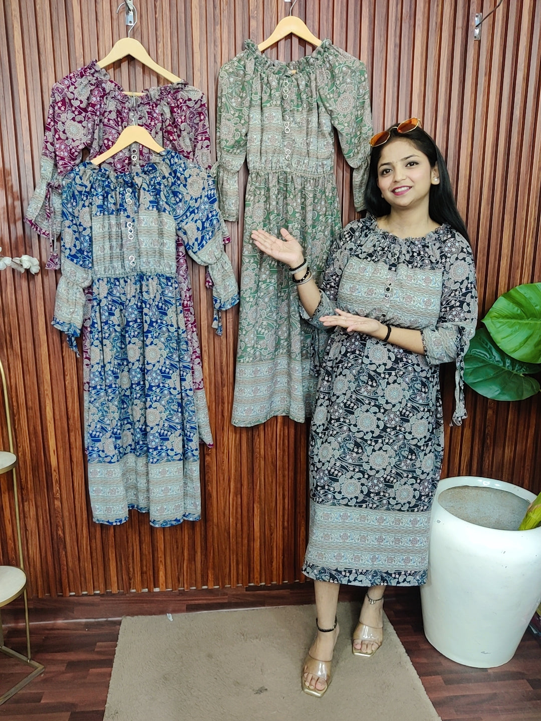 Stylish printed short dress