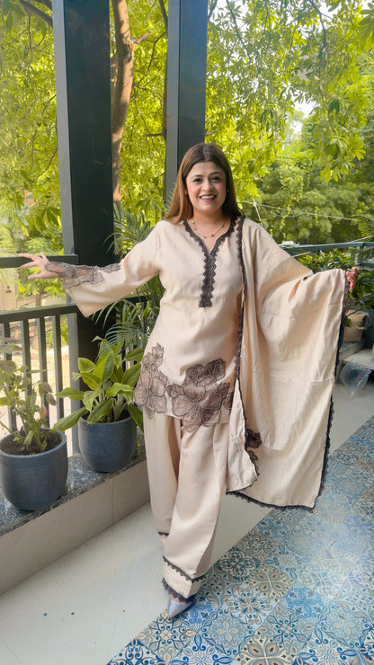 Embroidery Flowers Three piece suit