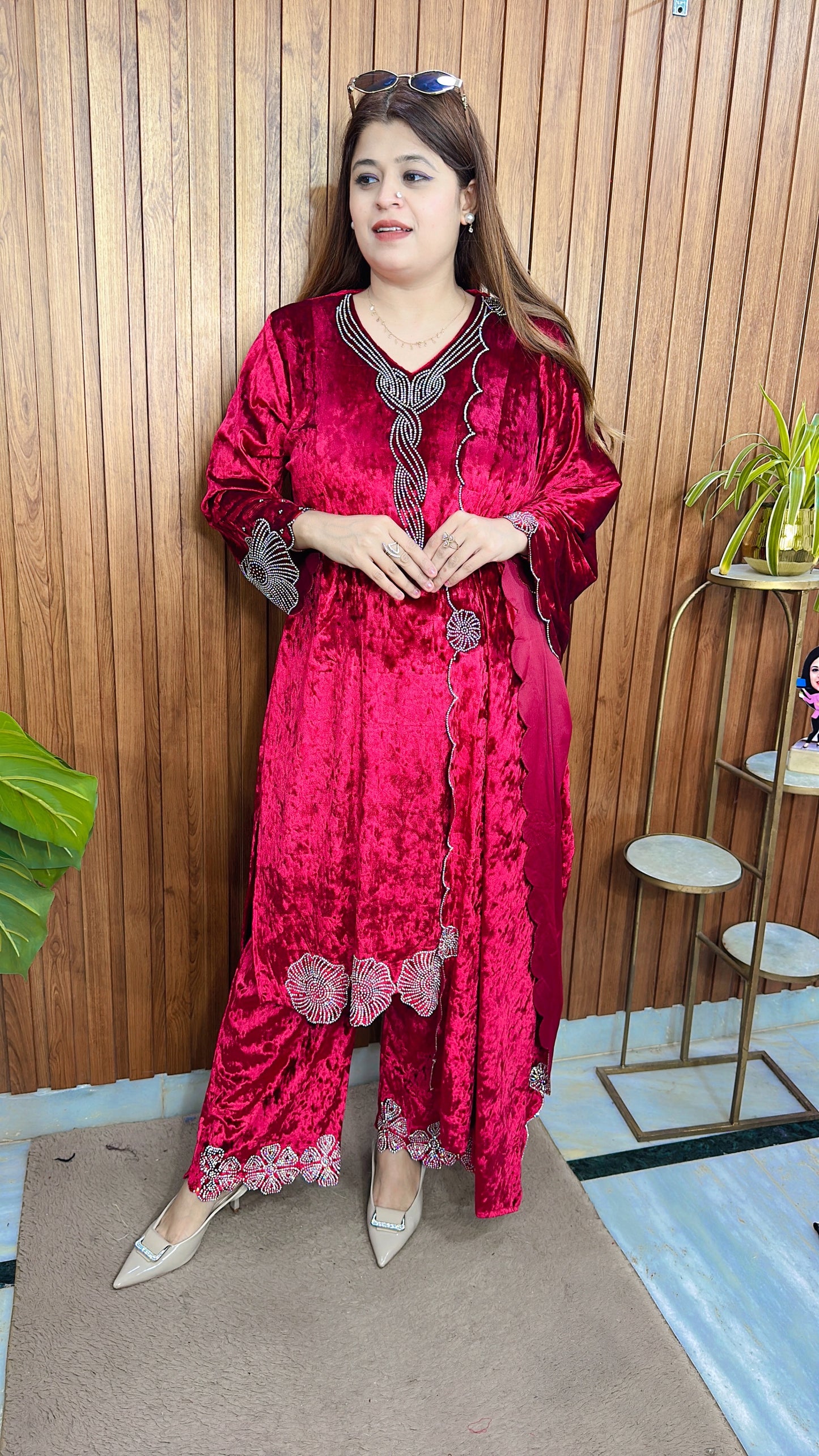 Premium Zari Crush Velvet Suit