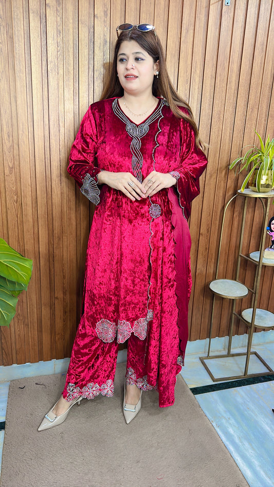 Premium Zari Crush Velvet Suit