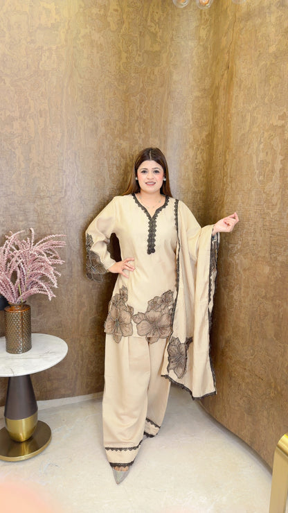 Embroidery Flowers Three piece suit