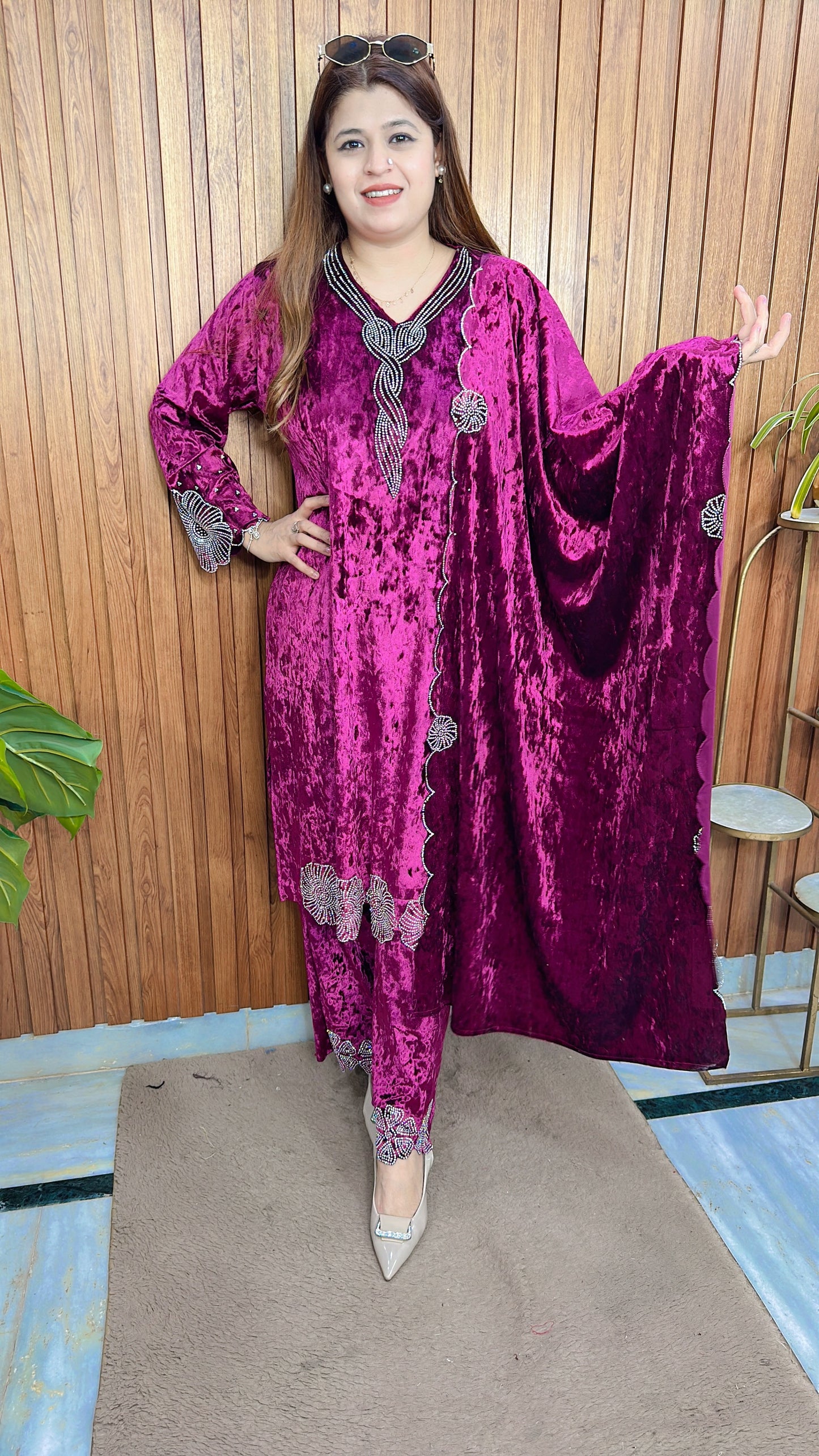 Premium Zari Crush Velvet Suit