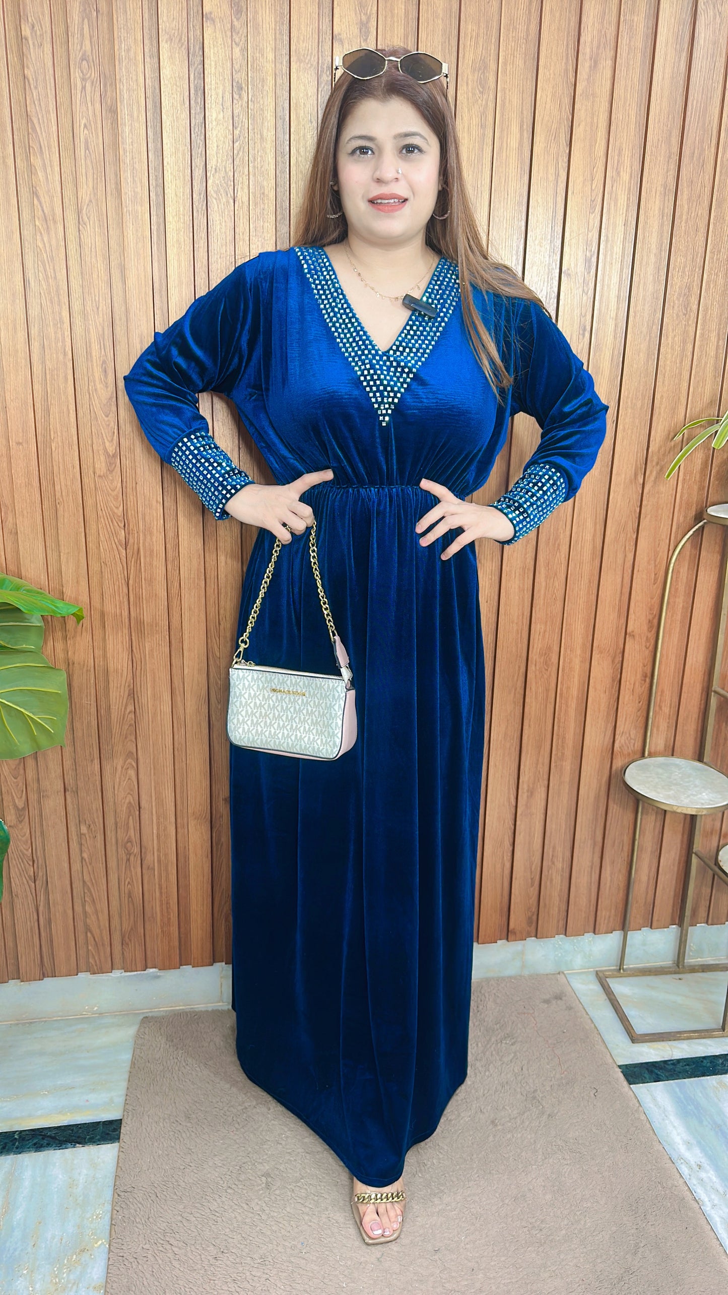 Daimond V Neck Velvet Dress