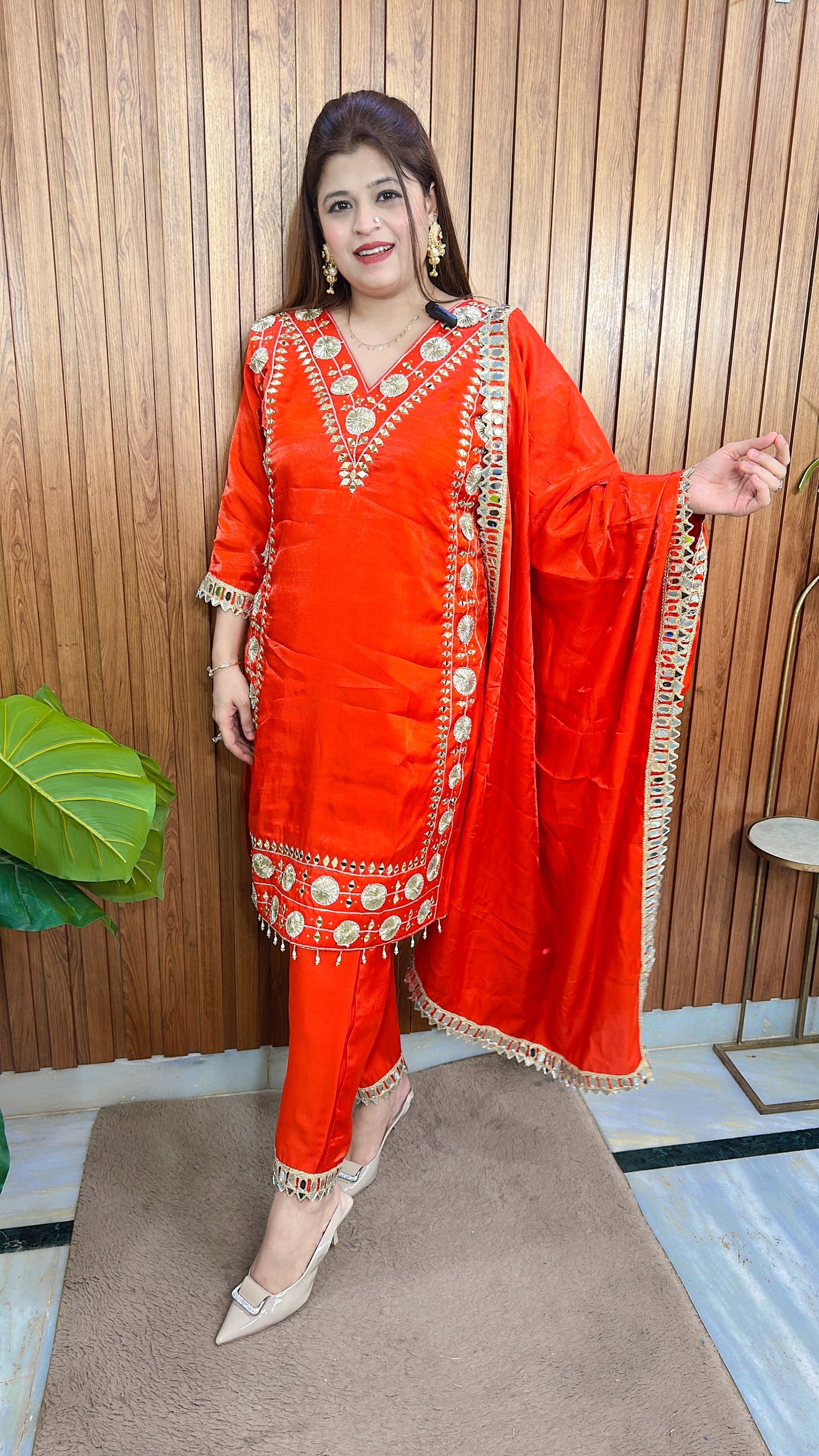 Riwaayat Mirror Three Piece Suit