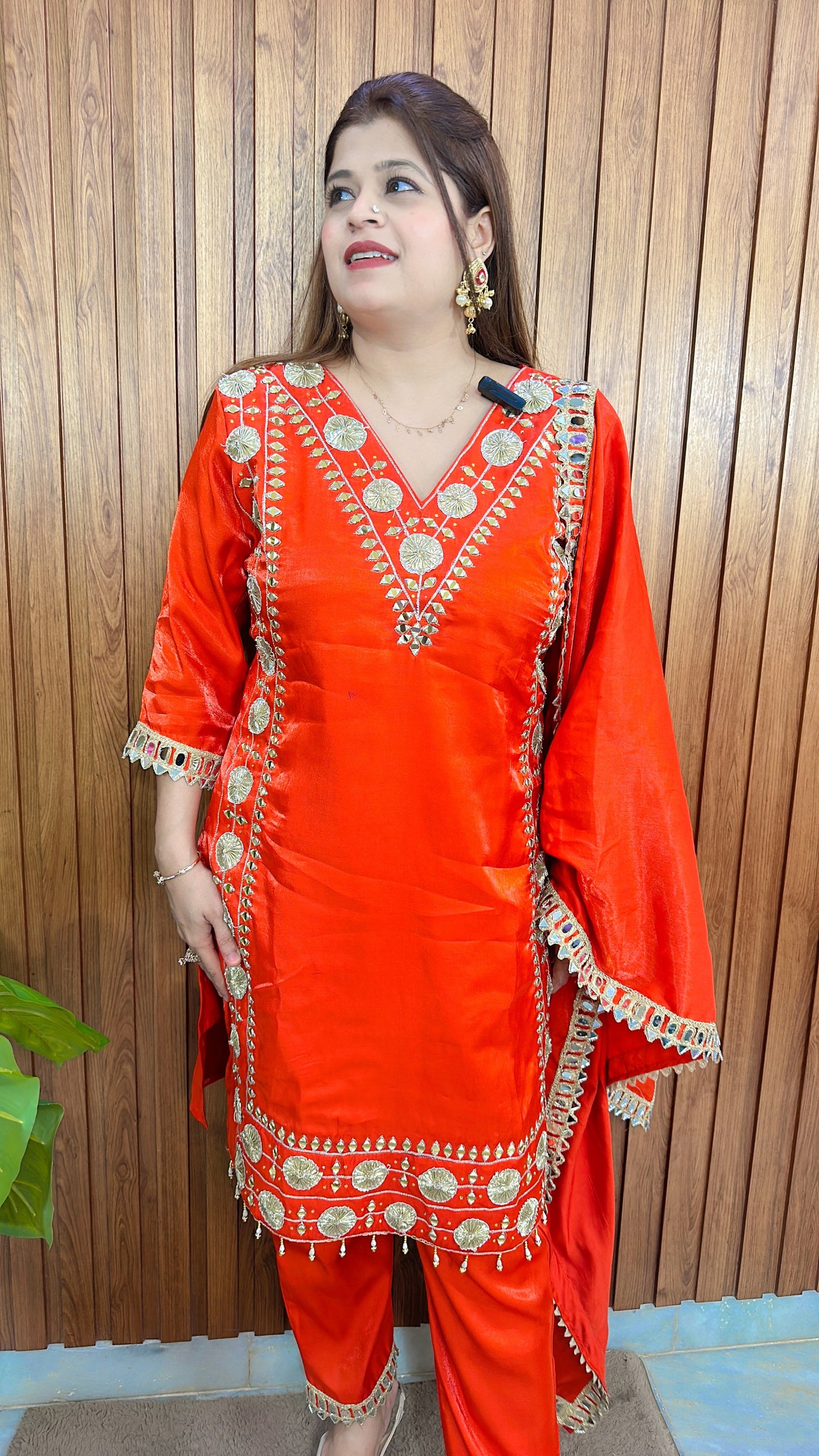 Riwaayat Mirror Three Piece Suit