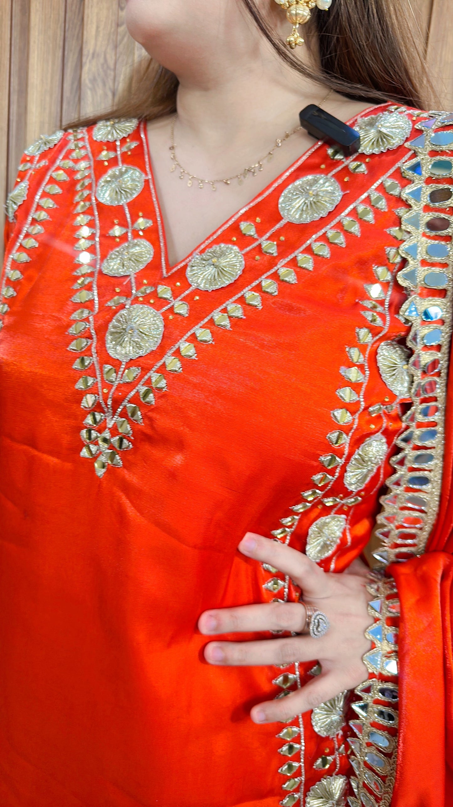 Riwaayat Mirror Three Piece Suit