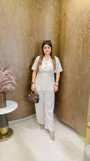 Premium classy brooch coord set