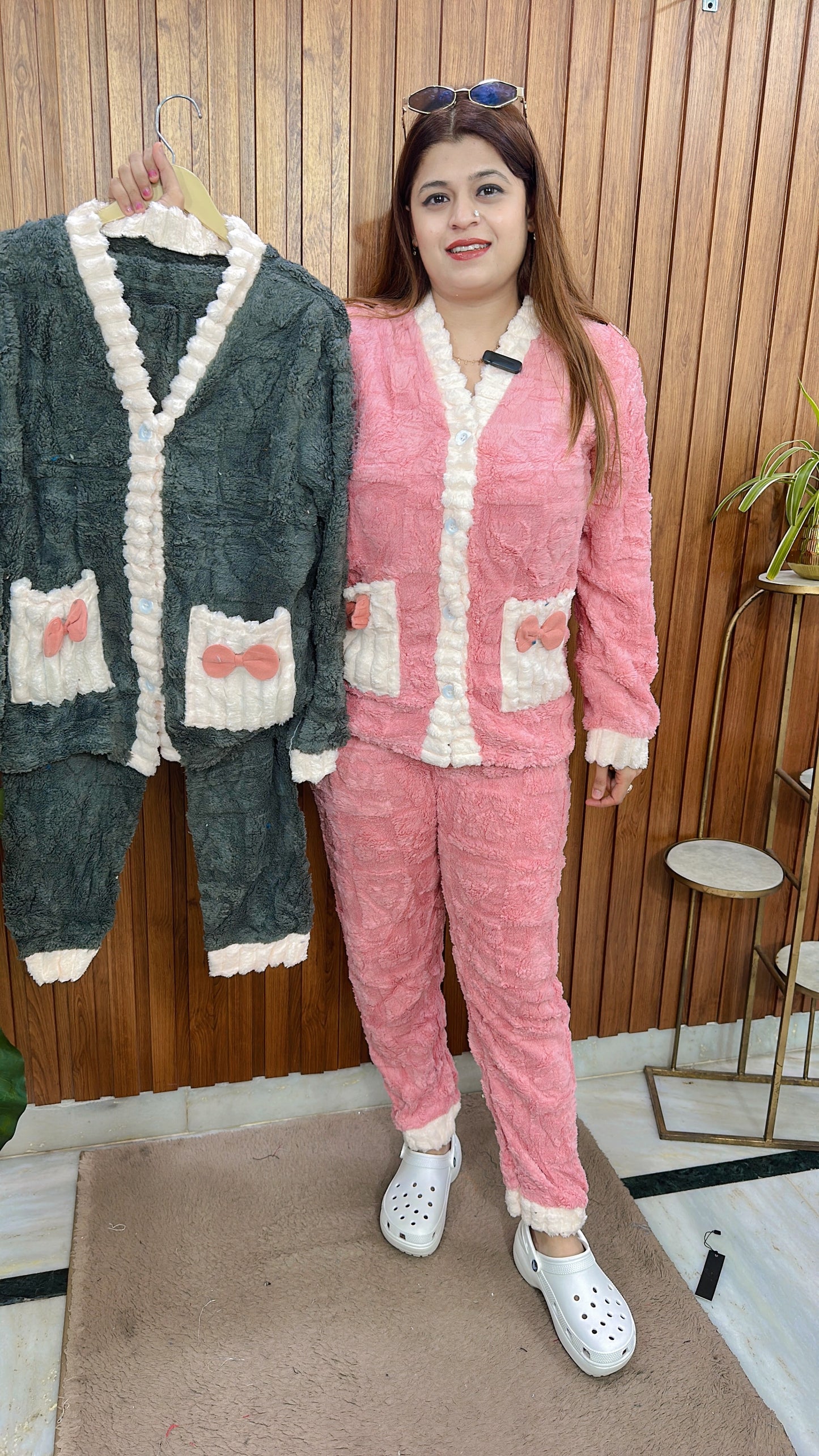 Pocket Bow Night Suit