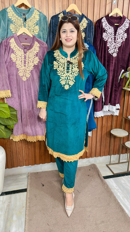 Pakistani velvet kurta set