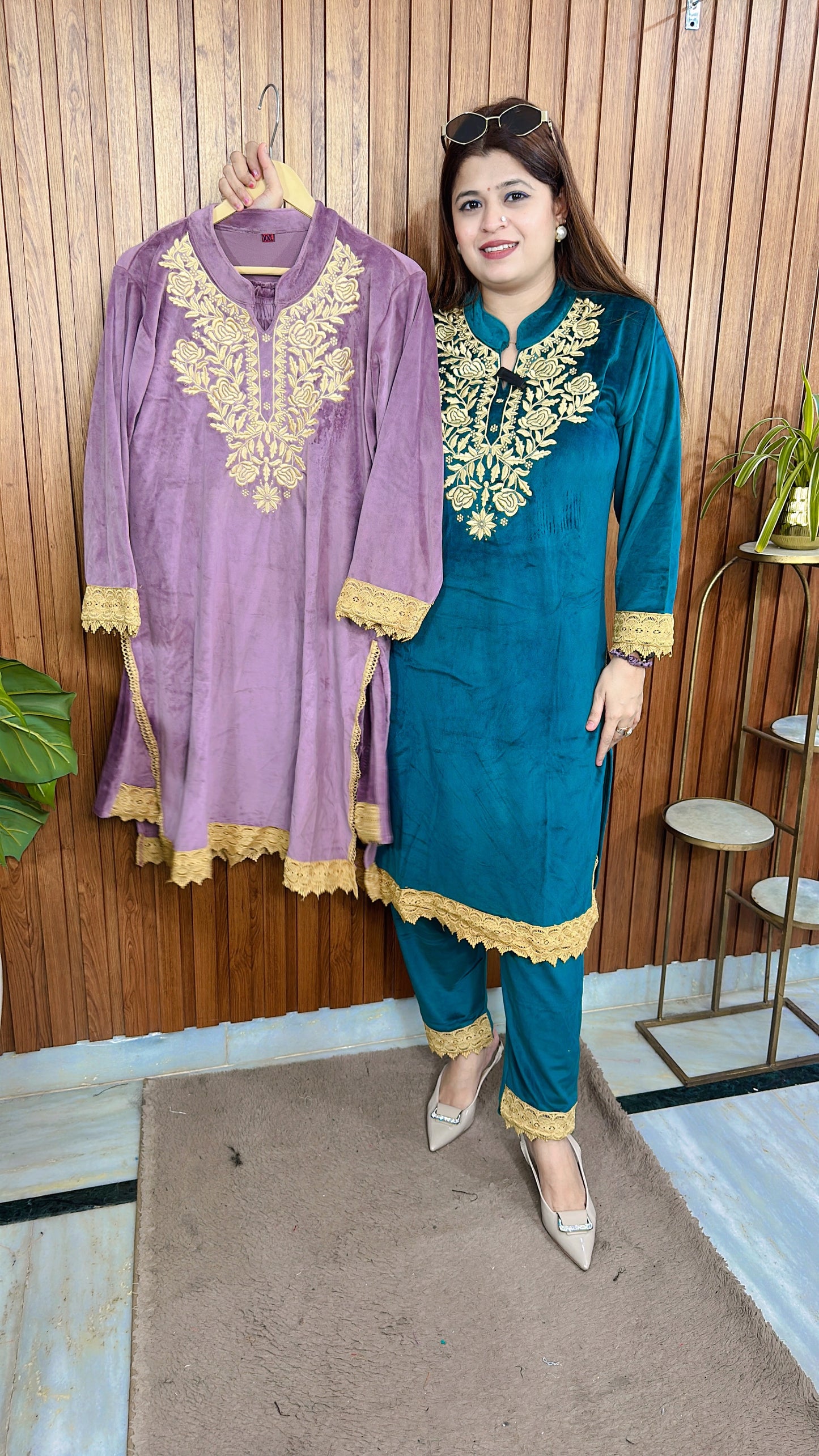 Pakistani velvet kurta set