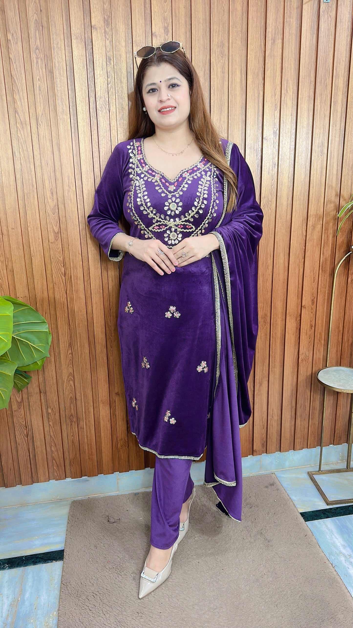 Gota patti Velvet Suit