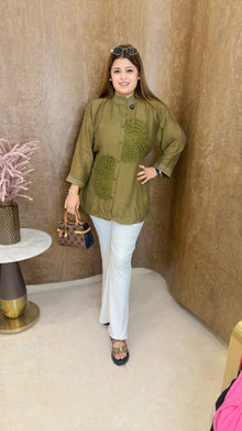 Mehandi green