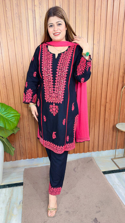Aaina-E-Noor Pakistani Embroidery Suit