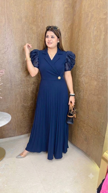 Nevy blue