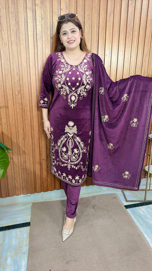 Golden Embroidery Design Velvet Suit