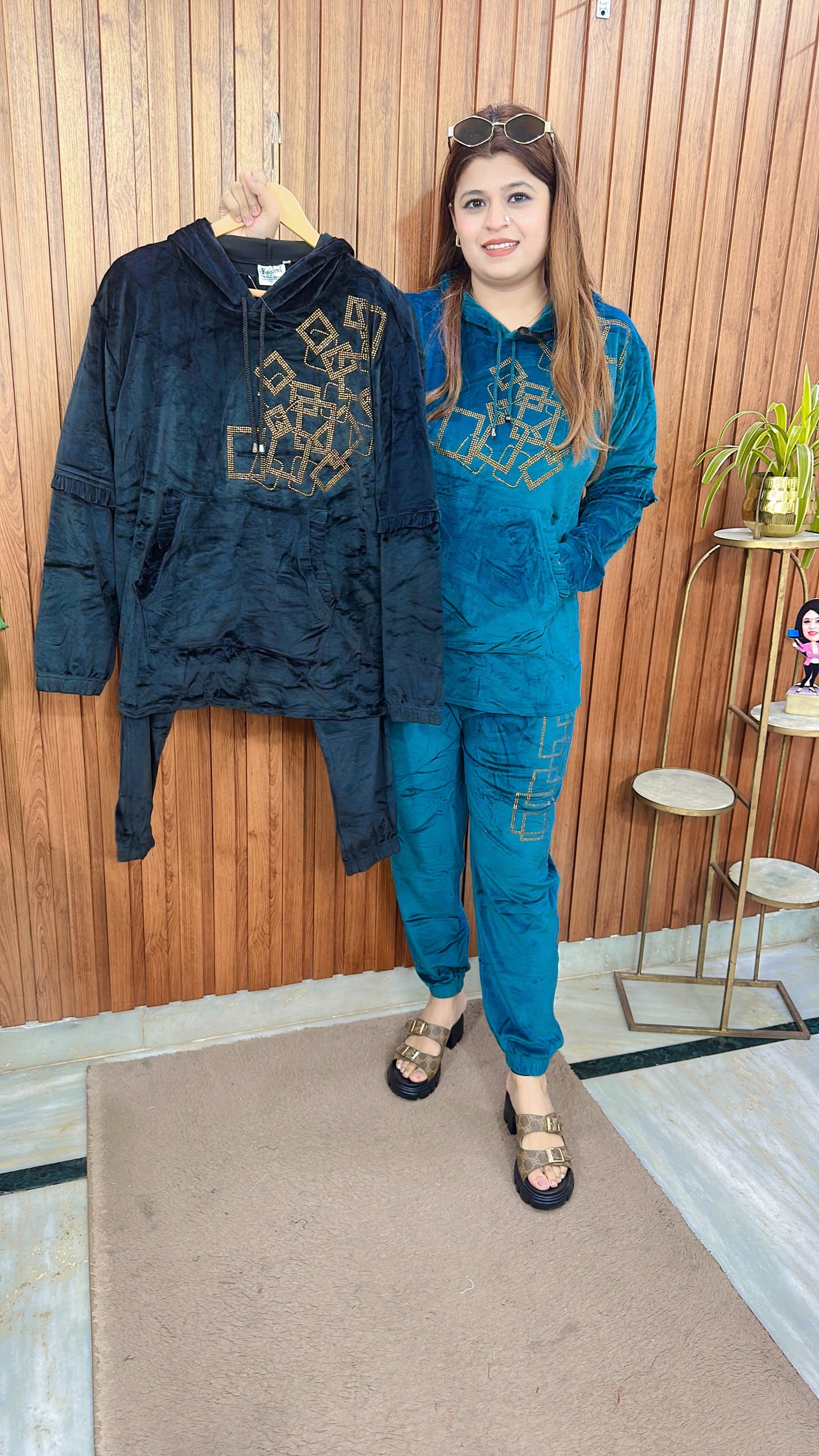 Box Servoski Track Suit