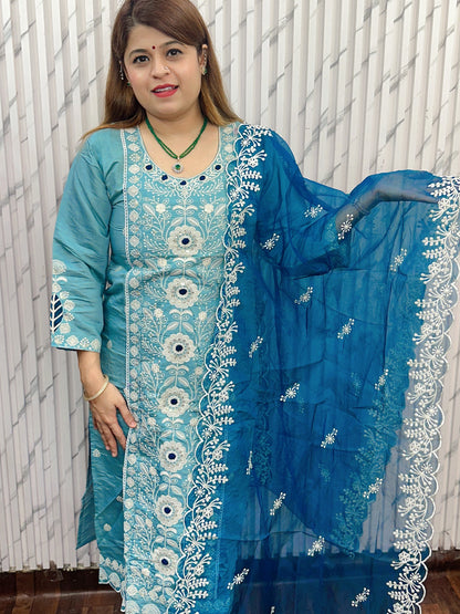 Muslin Suit Set With Contrast Dupatta