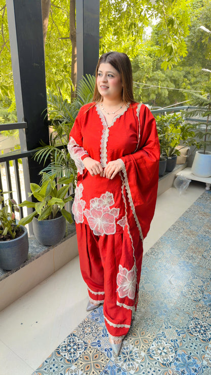 Embroidery Flowers Three piece suit
