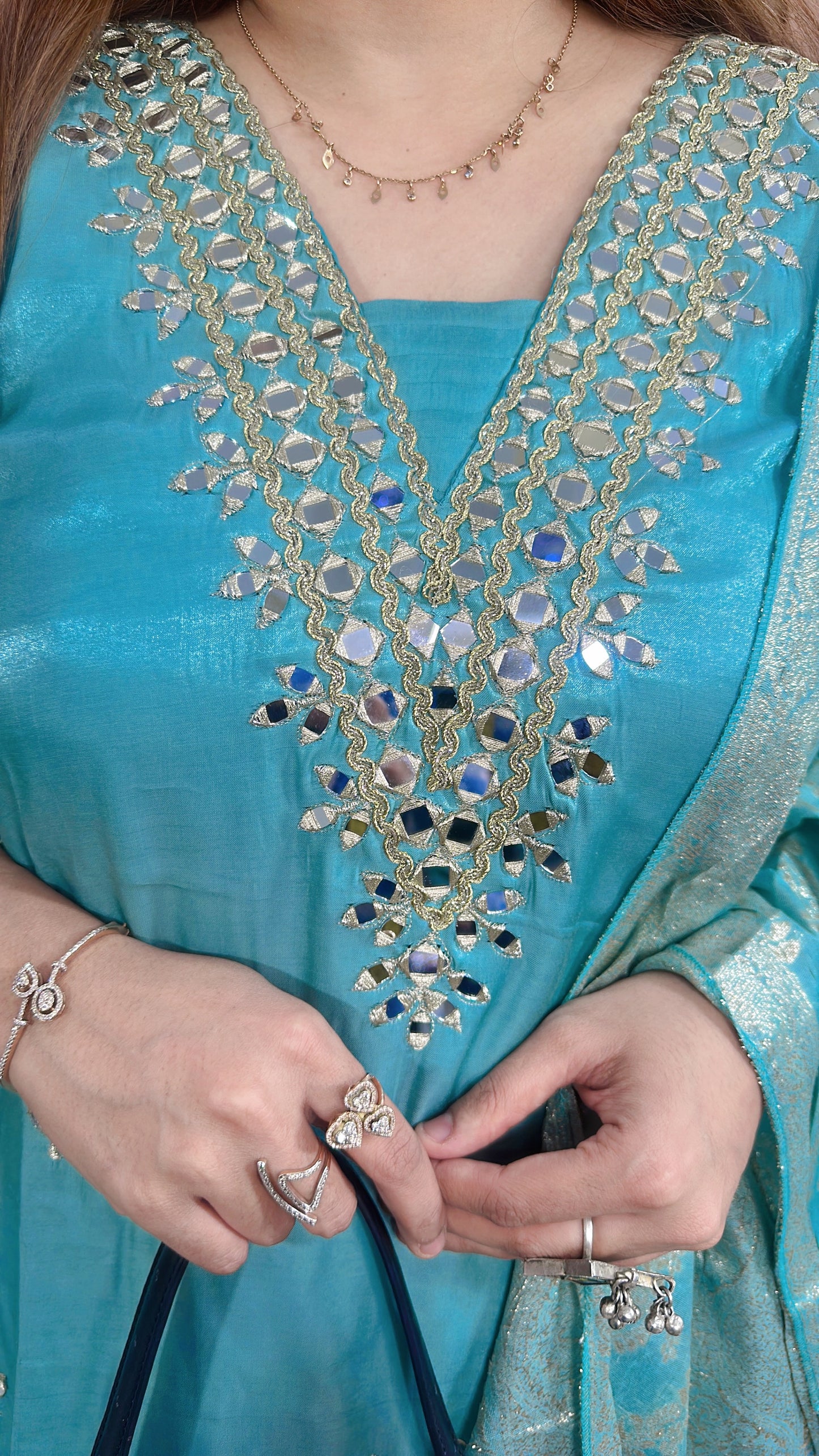 Siya Mirror Premium Suit