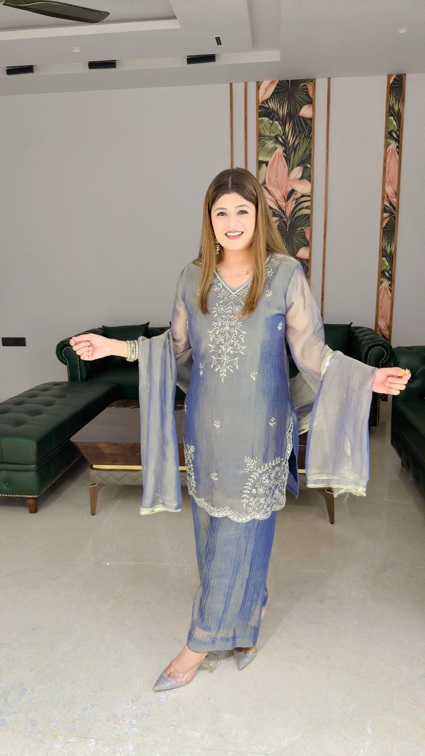 Party wear three piece suit set