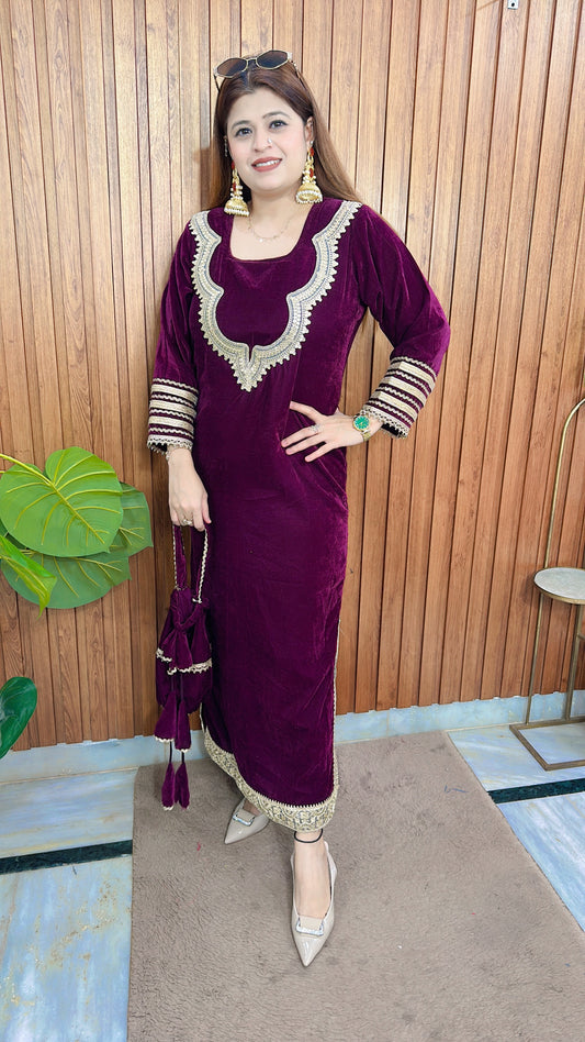 Riwa Velvet Dress With potli
