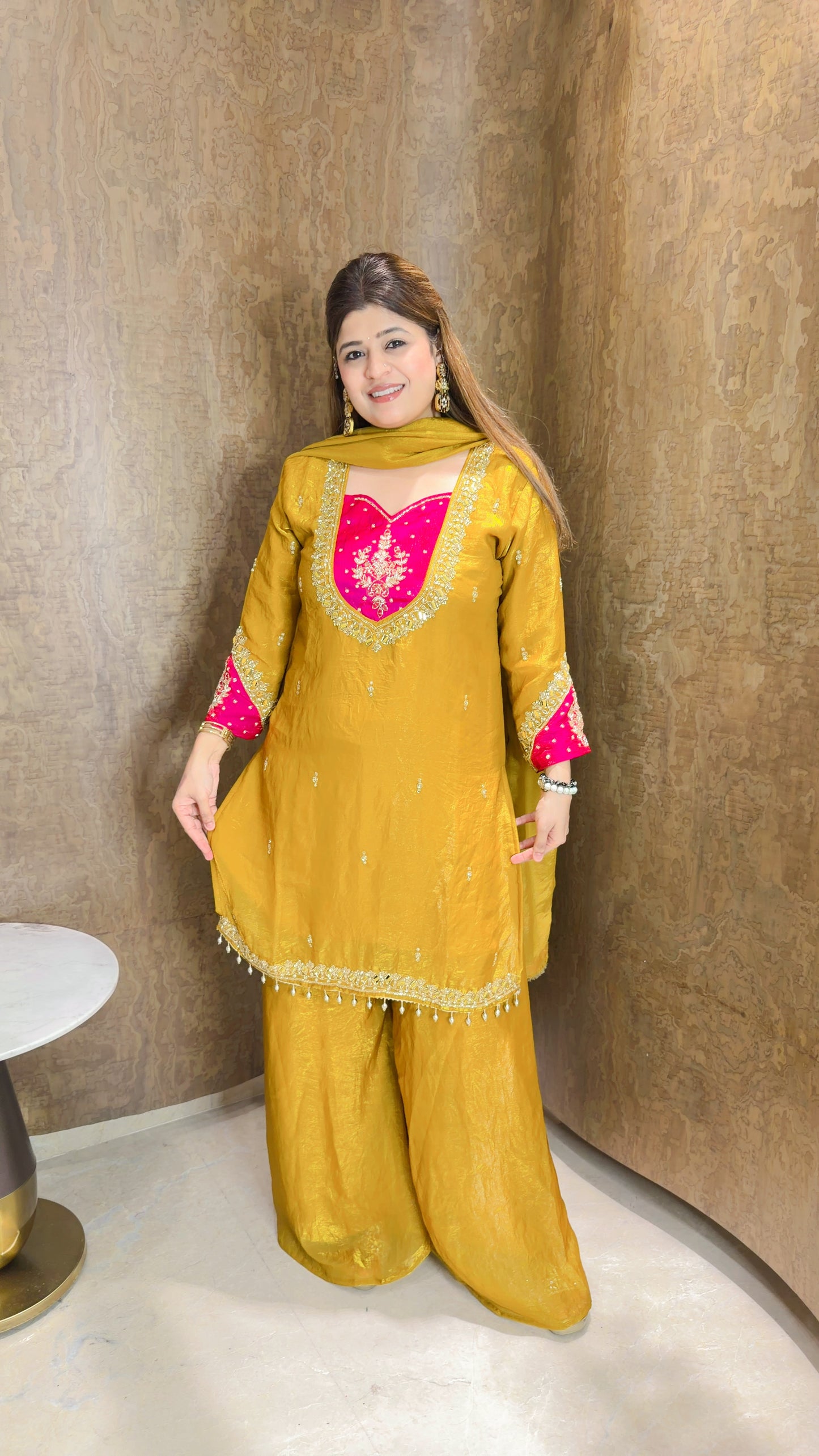 Mehfil-e-Noor Suit set