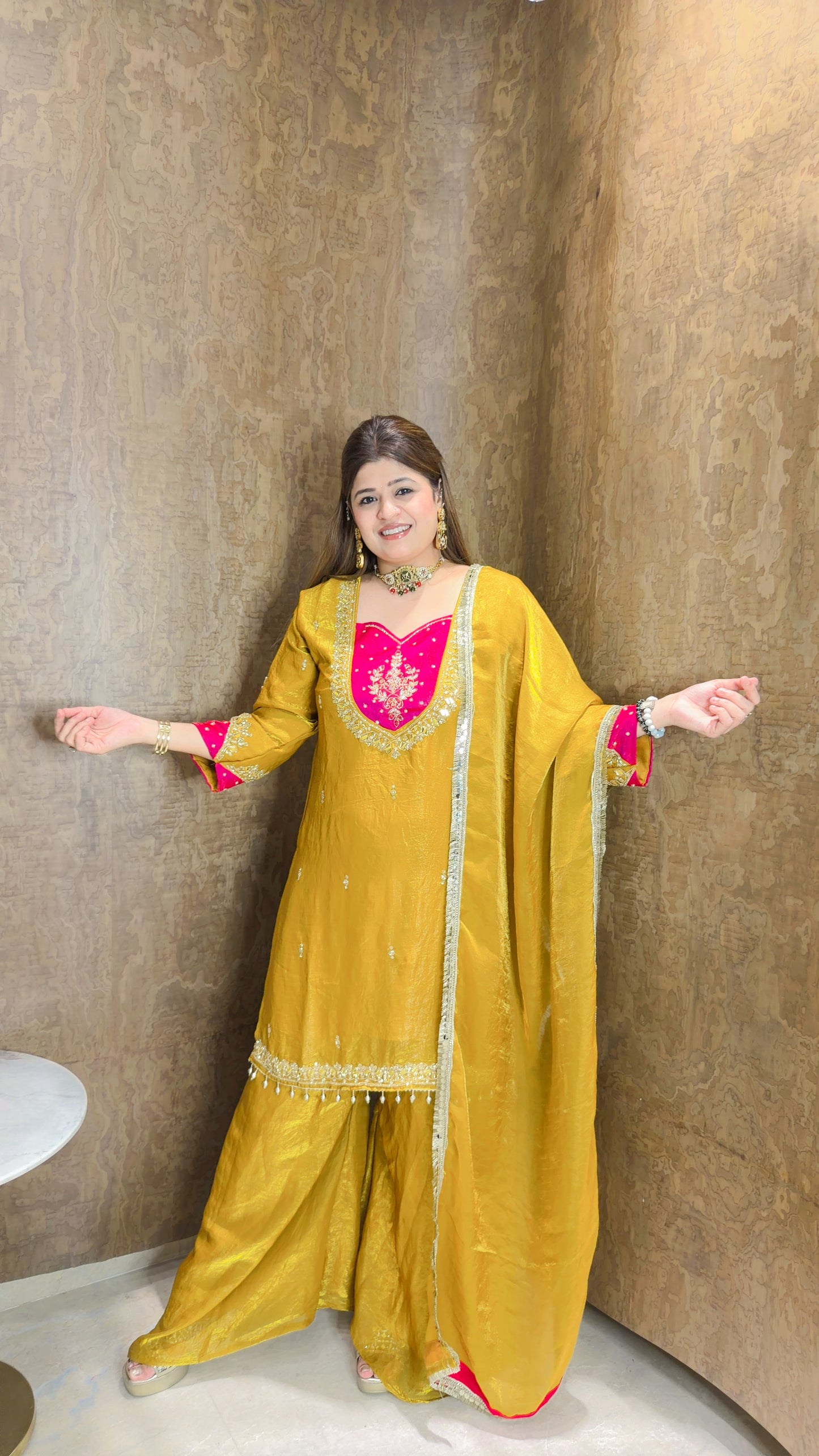 Mehfil-e-Noor Suit set