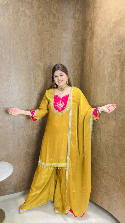Mehfil-e-Noor Suit set