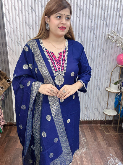 Rakhi Banarasi suit