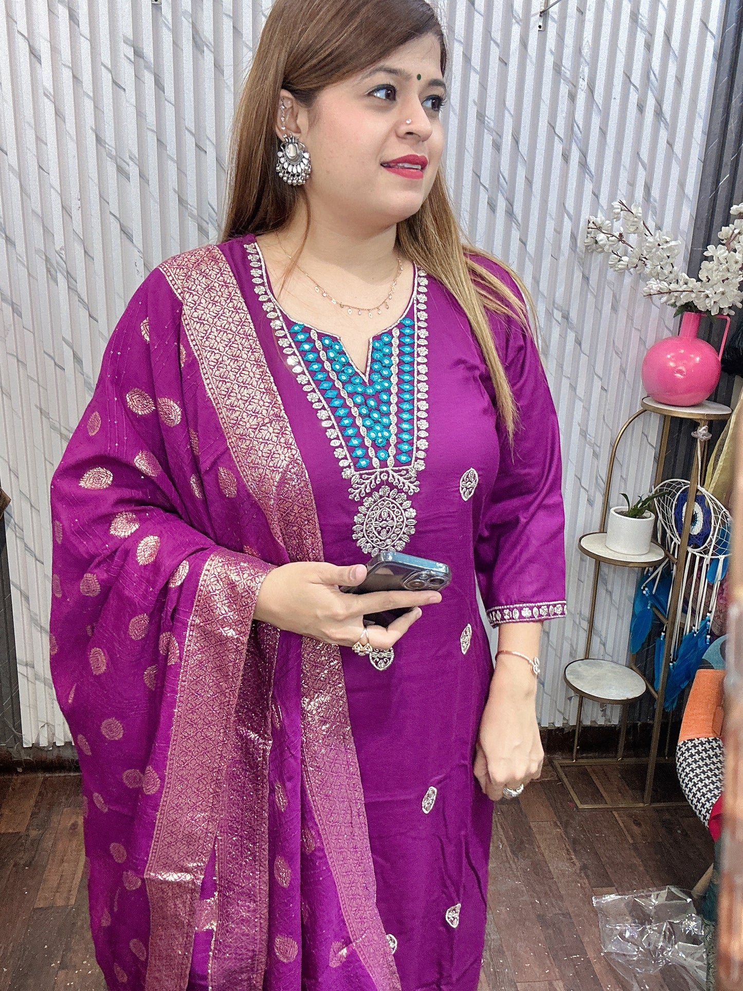 Rakhi Banarasi suit