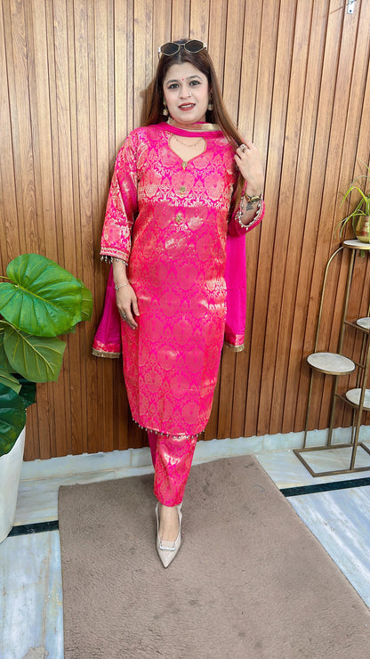 Sunehri Brocade Silk Suit