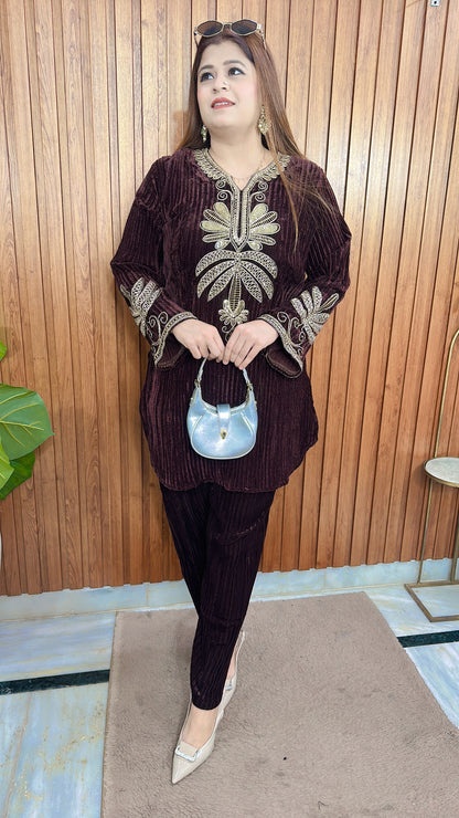 Avira Crush Velvet Coord set