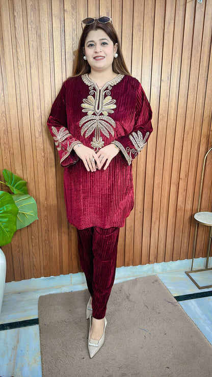 Avira Crush Velvet Coord set