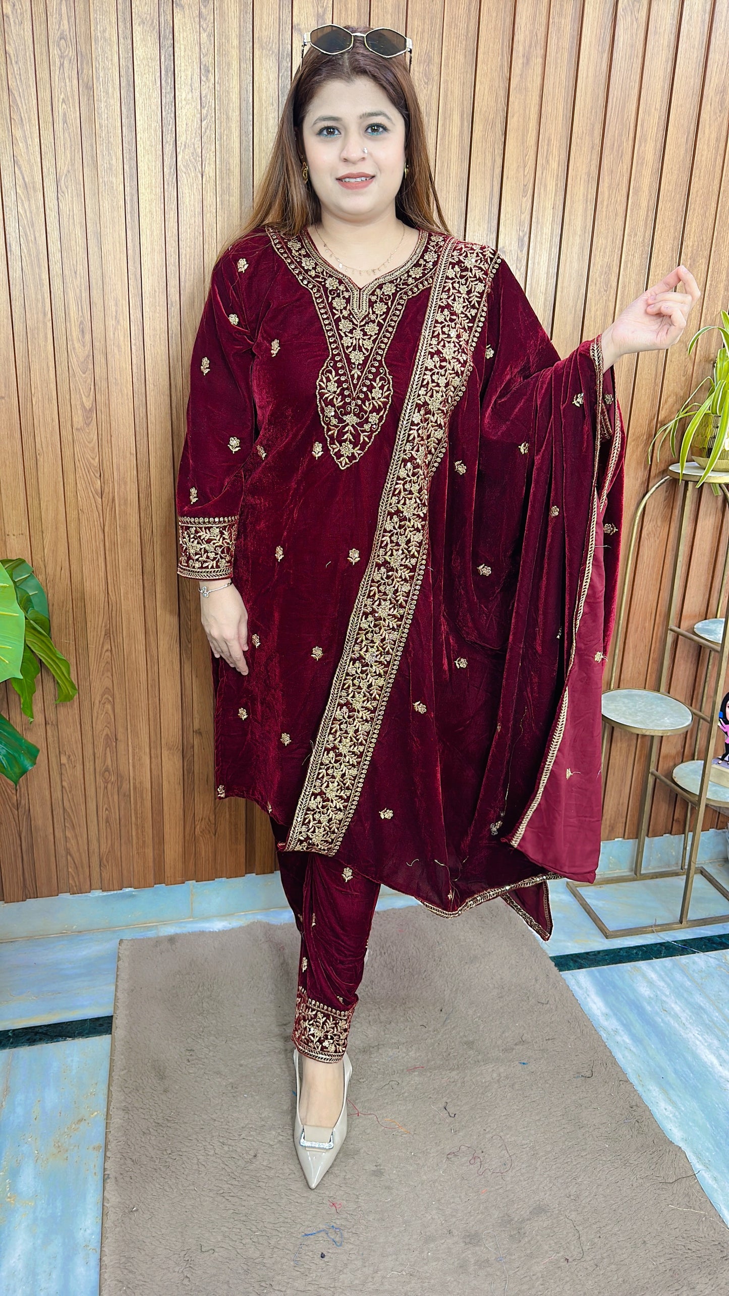 Mehar Premium Velvet Suit Set