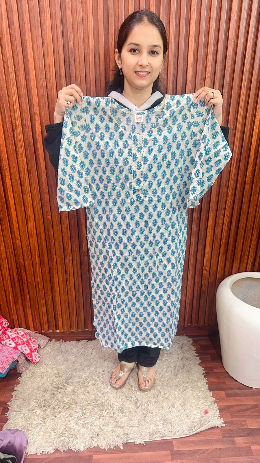 Kurti And Tunic Sale Article