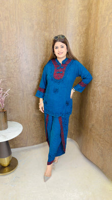 Blue maroon