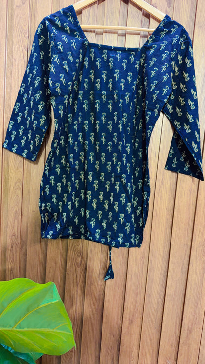 Evara printed Cotton Short kurti