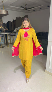 Zari-e-Sunehri  farshi Suit set
