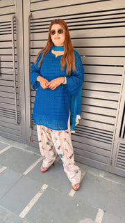 Aayra Farshi Three Piece Suit