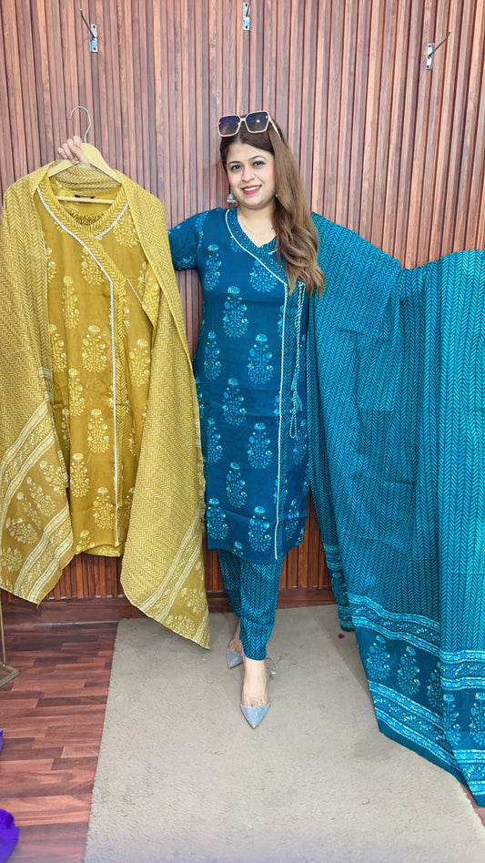 Flower print Angrakha style suit set